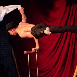 Jay-C - Equilibriste burlesque