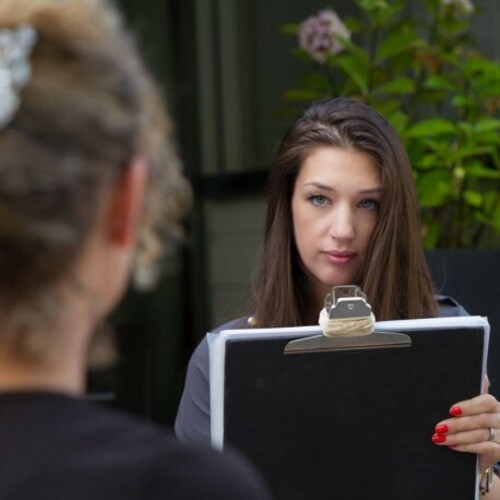 🖌 L’artiste du jour chez Eventiverse : SORAYA — Caricaturiste 

Nous avons le plaisir de mettre en lumière Soraya, une artiste au talent reconnu pour ses caricatures élégantes et expressives, réalisées en direct lors d’événements professionnels et privés.

Discrète, rapide et précise, elle offre à chaque invité une expérience personnalisée et un souvenir unique à emporter. Cette animation séduit par son authenticité et sa capacité à créer un lien humain fort au cœur de chaque événement.

👉 Un atout idéal pour vos soirées d’entreprise, cocktails, inaugurations, salons professionnels ou mariages haut de gamme.

Visitez notre site web : www.eventiverse.fr 

#Caricaturiste #Soraya #ArtisteProfessionnelle #AnimationÉvénementielle #Eventiverse #CaricatureLive #SoiréeEntreprise #ÉvénementCorporate #Inauguration #SalonProfessionnel #AnimationPremium #EventInspiration #EventPlanner #TeamEventiverse #EvenementielFrance #ArtisteEnDirect #AnimationDeQualité #Entertainment #LiveArt #CorporateEvent #EventPro #InstaEvent #ExpérienceInvités