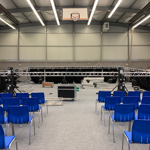 Chez Eventiverse, on adore relever les défis !
Vous avez un lieu, une cour, un entrepôt, un jardin ou même un hall d’entreprise ? 🎭
Nous avons LES solutions pour le transformer en véritable salle de spectacles : sonorisation, éclairages, scène, décor… tout est pensé pour créer une ambiance immersive.

🎤 Résultat : un moment inoubliable et magique pour vos invités.
📅 Mariage, soirée d’entreprise, concert privé, gala… on s’occupe de tout !

💡 Et si votre prochain événement prenait vie là où vous ne l’imaginiez pas encore ?

Visitez notre site web : www.eventiverse.fr 

#Eventiverse #SalleDeSpectacleÉphémère #CréateurDÉmotions #ÉvénementMagique #Spectacle #ScèneÉphémère #Événementiel #SonLumièreScène